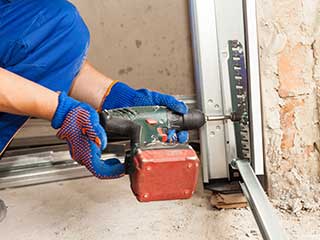 Garage Door Repair Near Woodinville, WA Affordable Garage Door Repair Near Woodinville, WA
