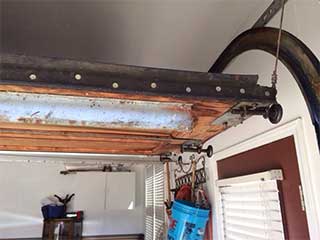 Door Maintenance | Garage Door Repair Woodinville, WA Door Maintenance | Garage Door Repair Woodinville, WA